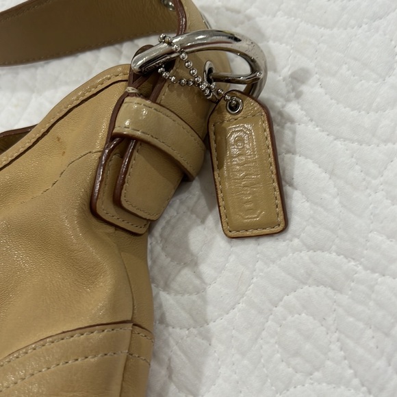 Coach purse - Picture 5 of 7